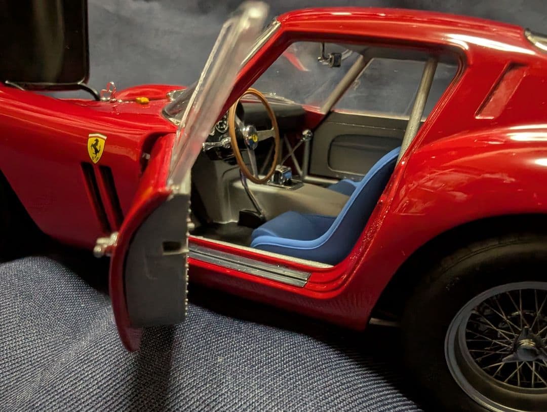 京商　ミニカー 1/18 Ferrari 250 GTO