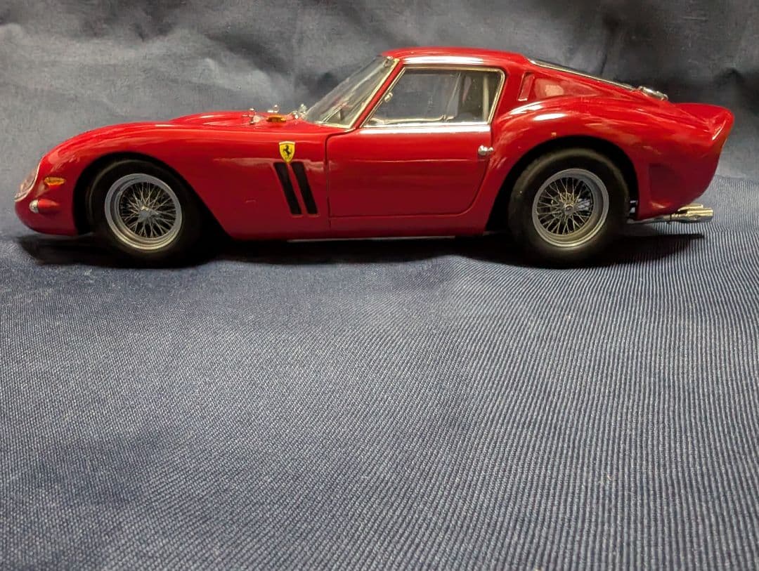 京商　ミニカー 1/18 Ferrari 250 GTO