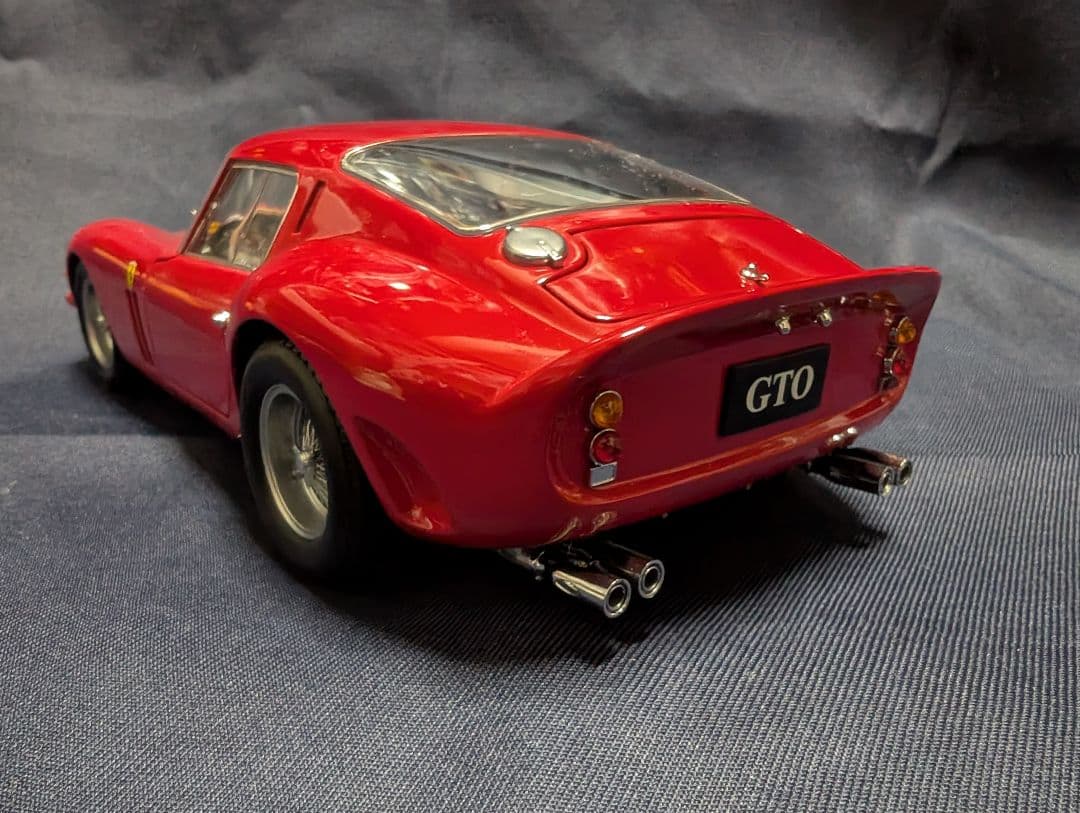 京商　ミニカー 1/18 Ferrari 250 GTO