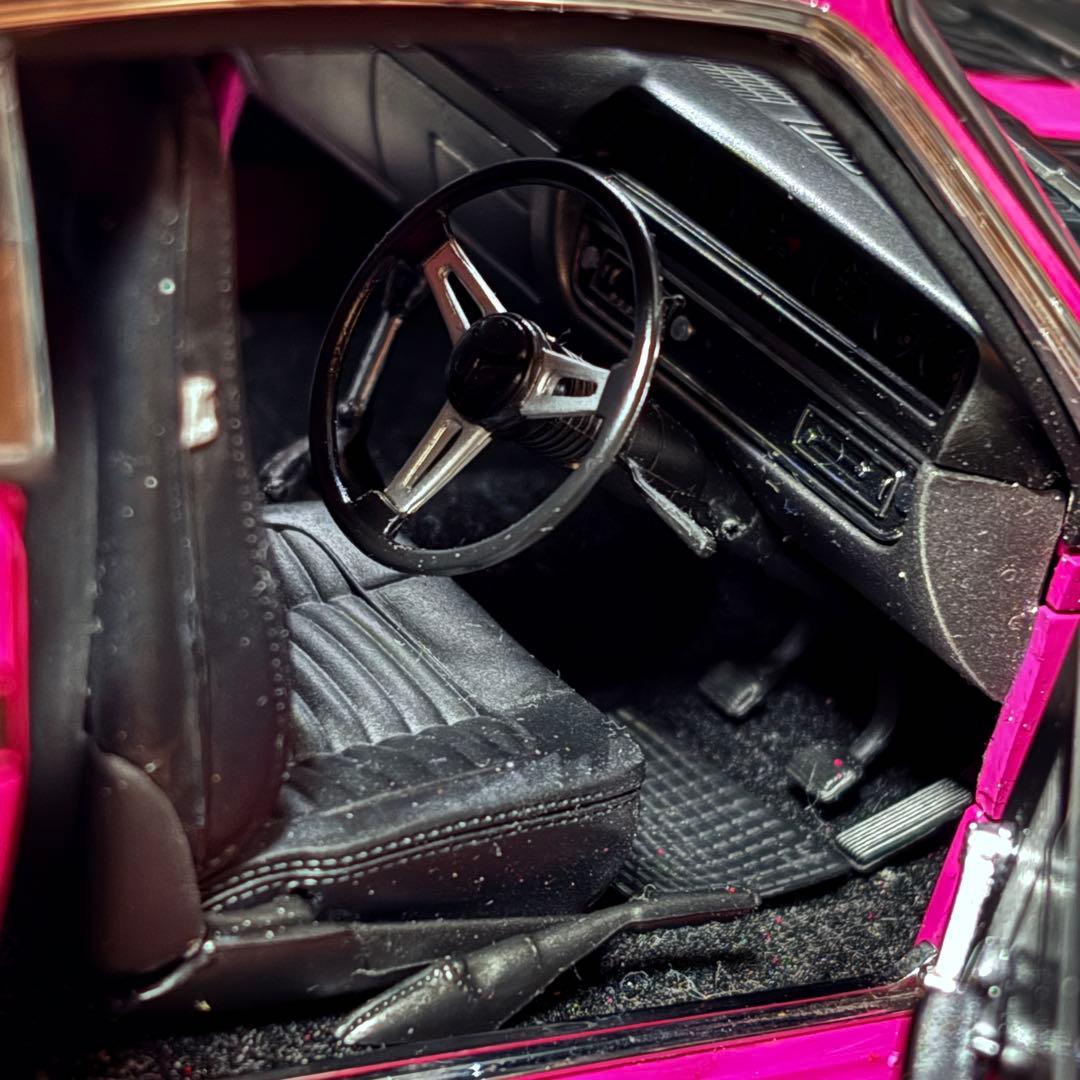 1/18 CC クライスラー ヴァリアント E38 R/T チャージャー