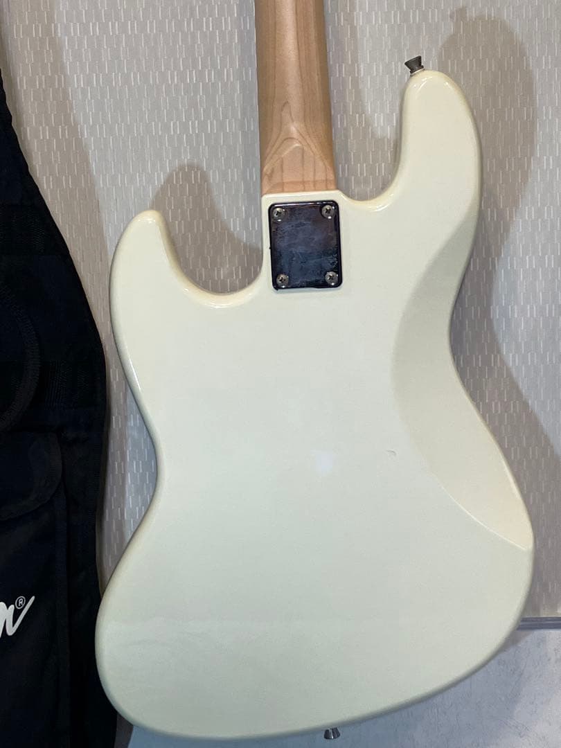 初心者用ベースセット！ピックストラップ・ソフトケース付きます。