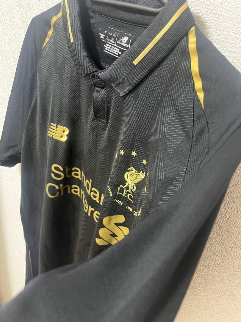 リバプールFC 18/19UCL優勝記念ユニフォーム　黒×金　L-XLサイズ