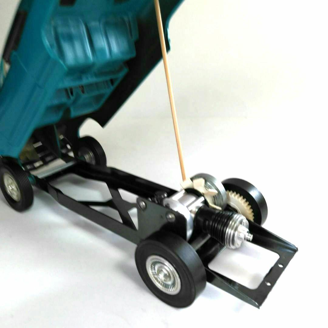 COX　049　GAS POWERED BUICK RIVIERA