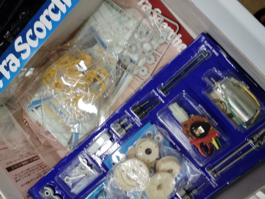 タミヤ　RCカー 1/10 スコーチャー4WD キット　未組立