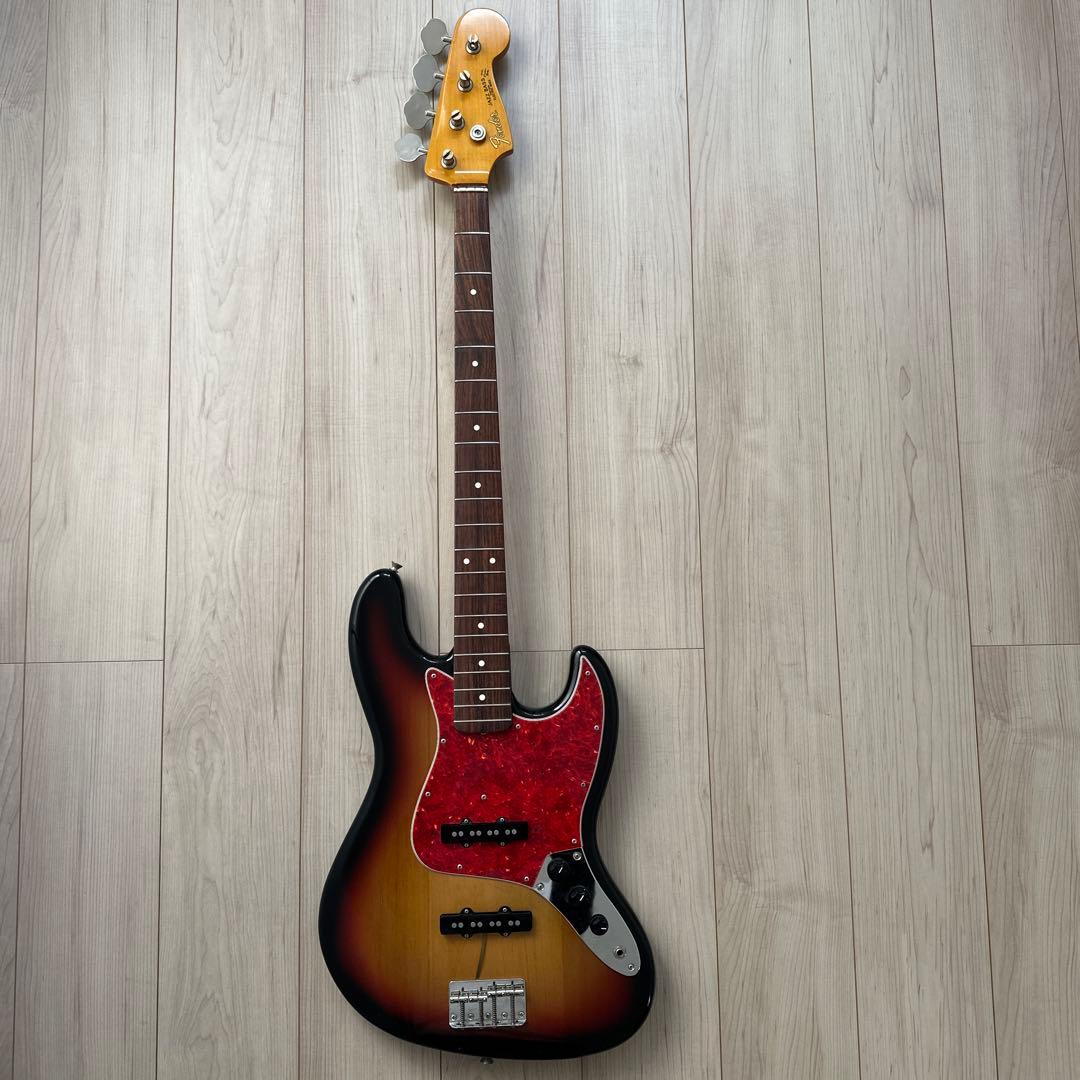 Fender Japan ベース　JB62