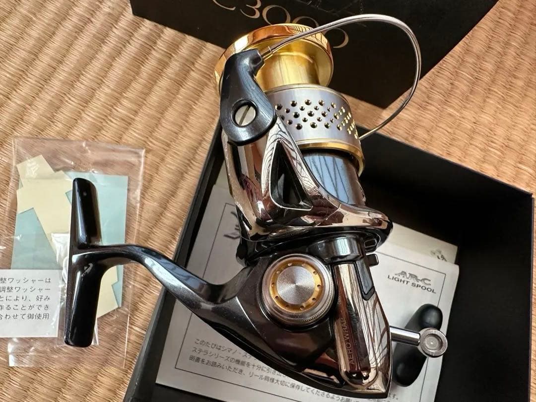 10 ステラ　SHIMANO STELLA C3000 スピニングリール