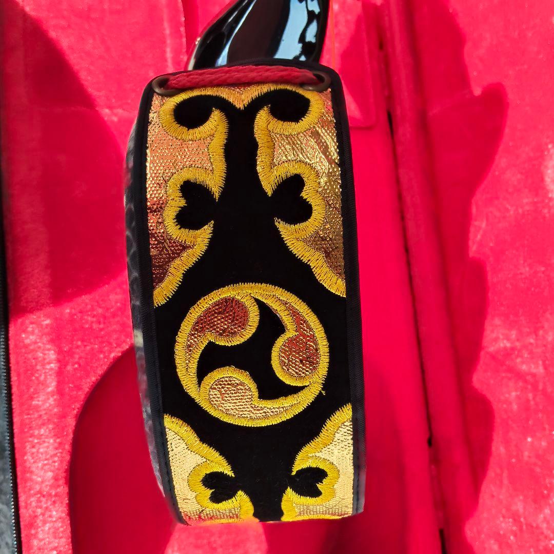 沖縄三線 蛇皮柄 人工皮 ハードケース付き 伝統楽器 さんしん 民族楽器 初心者