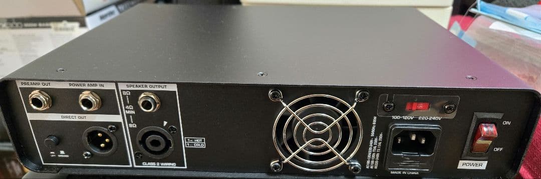 Hartke TX300 300W ベースアンプ