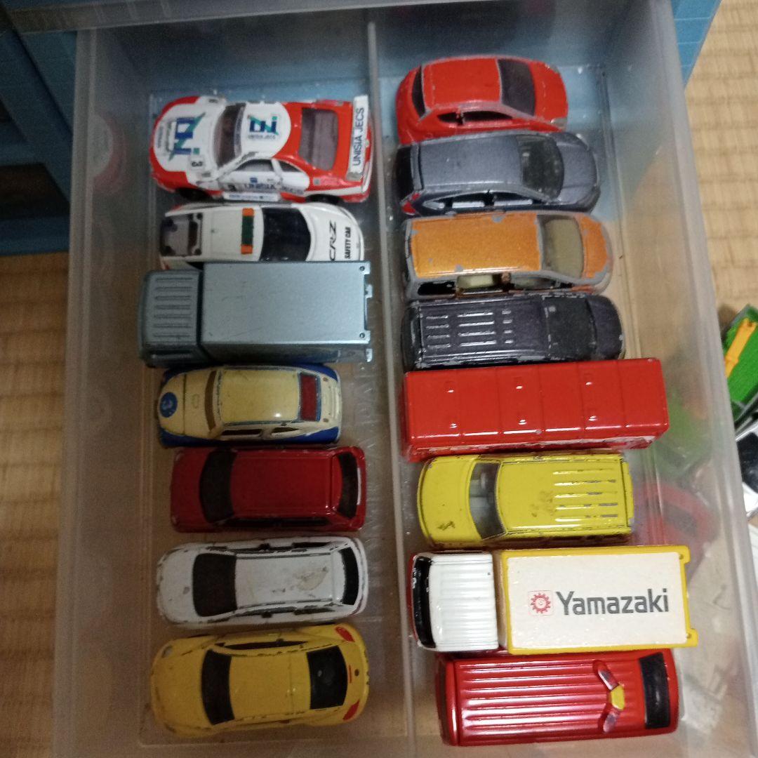 トミカ 199台 まとめ売り 収納駐車場付き