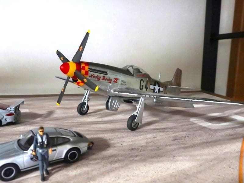 トップガン マーヴェリックでも登場 1/72 マスタング P51 塗装済完成品