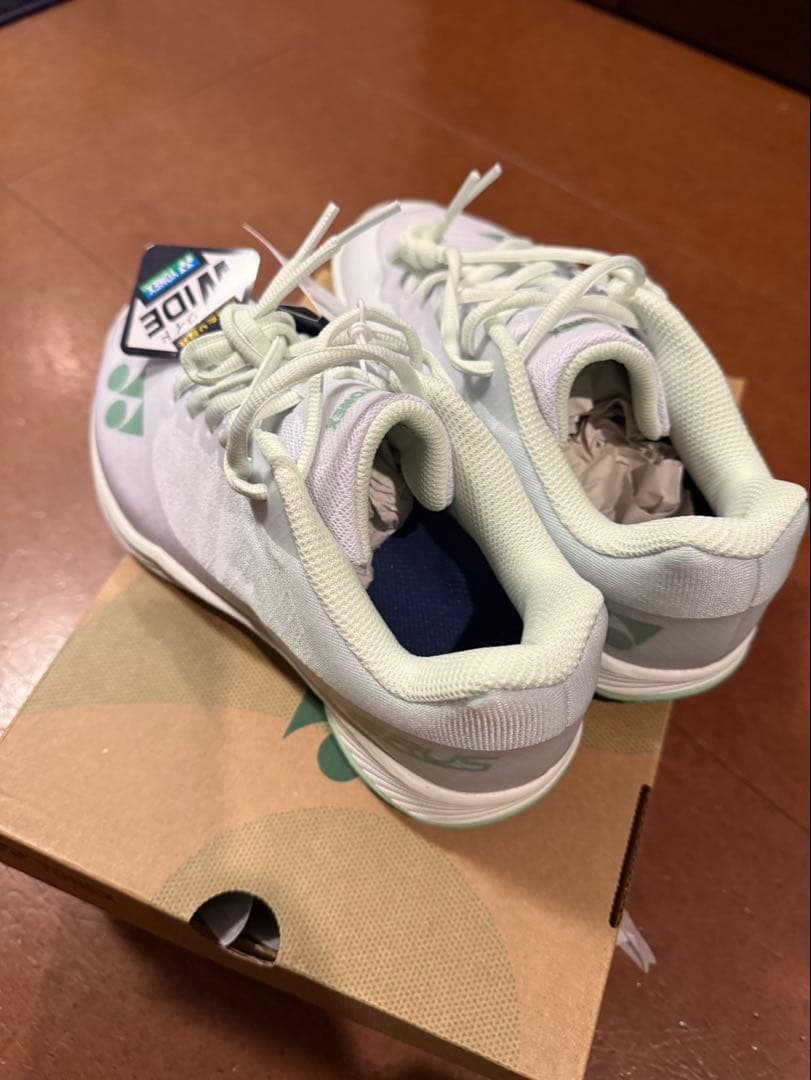 パワークッションエアラスZワイド　22.5CM