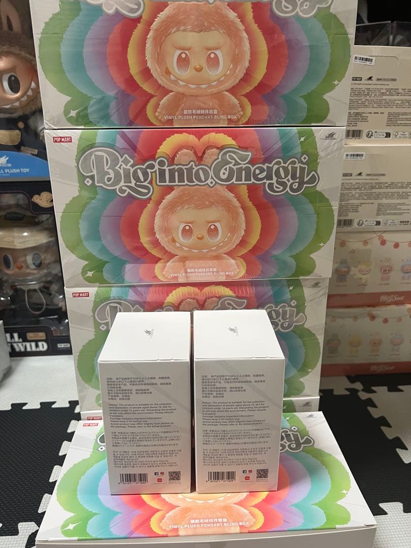 【ラスト！正規品・未開封】Labubu Big into Energy 20箱