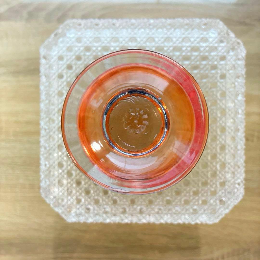 骨董　時代ガラス　希少　朱赤暈し　ベル型　水色脚付　小さめ　氷コップ１客