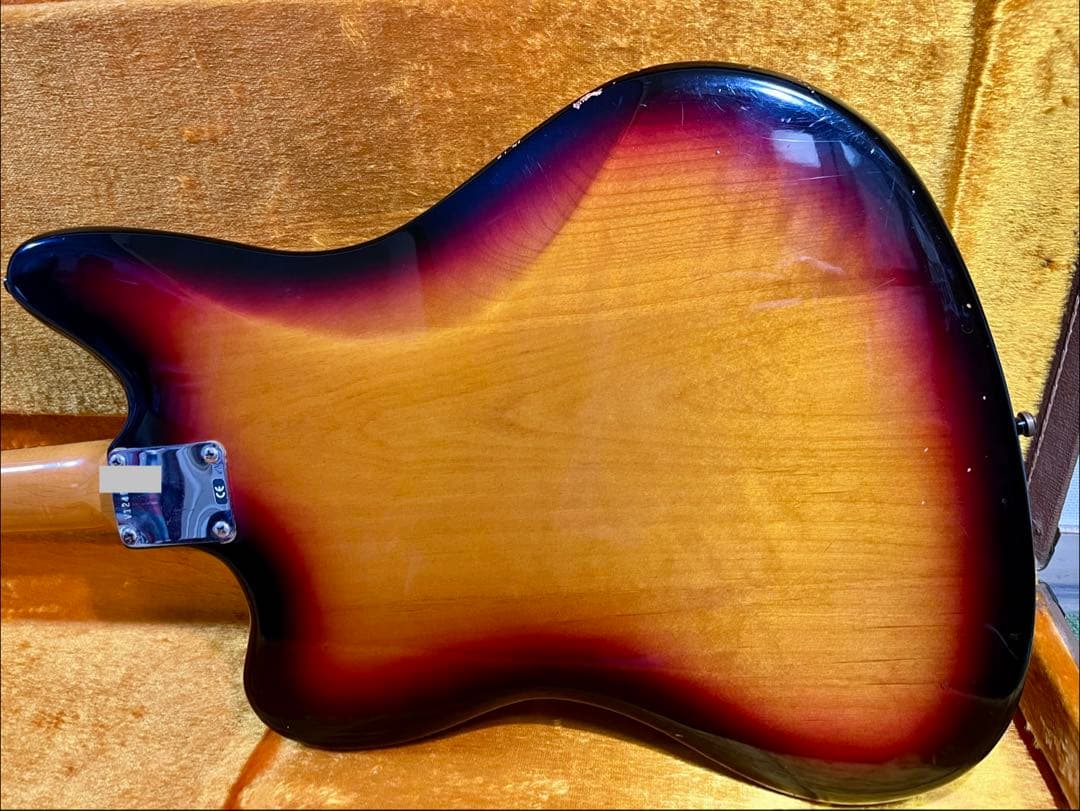 ギター Fender USA American Vintage 62 Jaguar