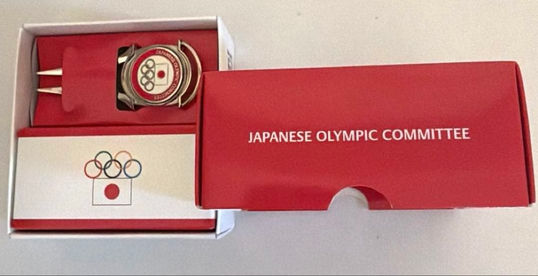 東京オリンピック時の記念ゴルフのグリーンフォークとボールセット