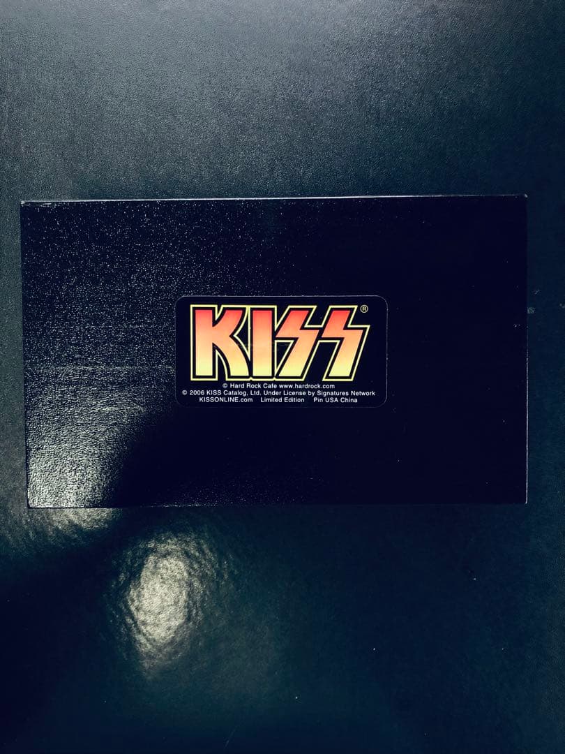 ハードロックカフェ東京　23rdアニバーサリー　kissピンバッジ希少品