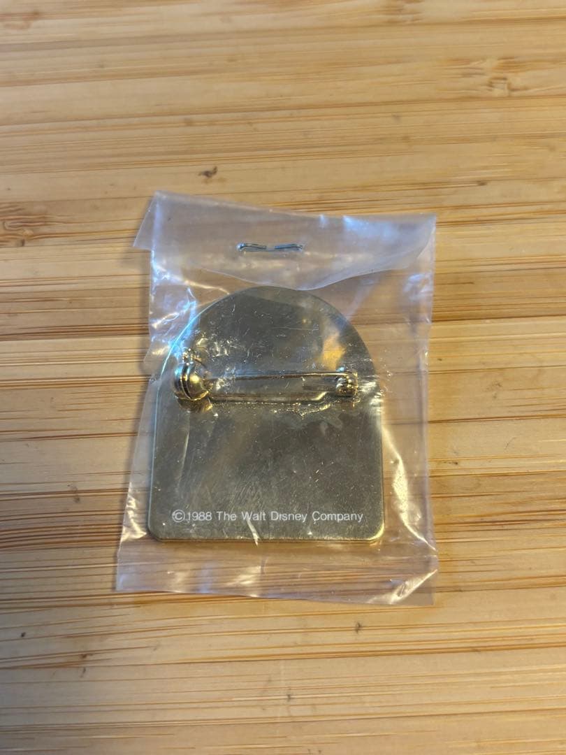 未開封★非売品　東京ディズニーランド 開園5周年記念ピンバッジ　ティンカーベル