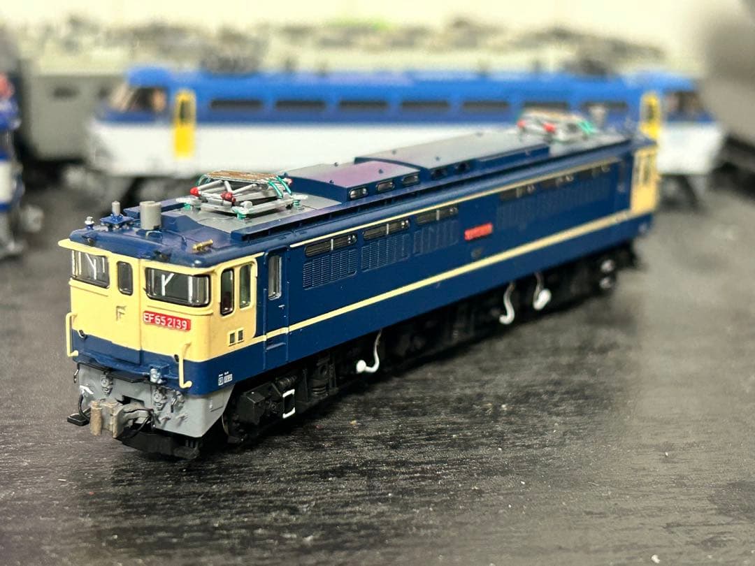 EF65 2139全般検査出場時 精密加工品