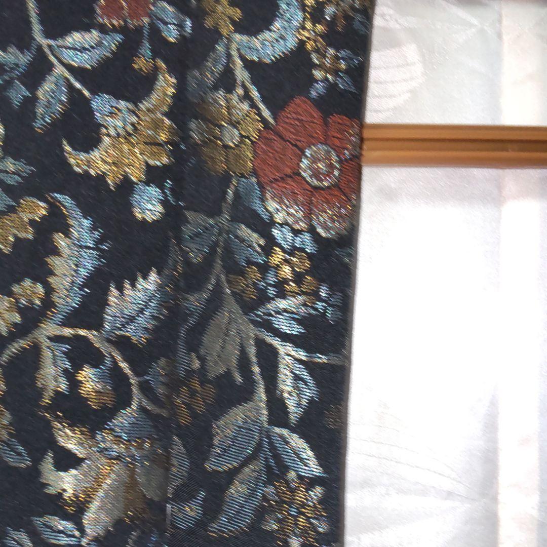 羽織り、金、プラチナ、漆使用。