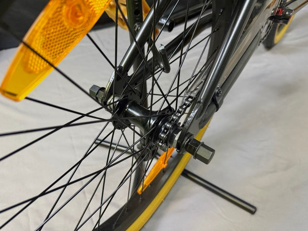 台湾製 GT BMX 自転車 20インチ イエローパーツ カスタムモデル