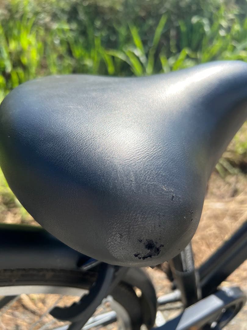 名古屋市内お届け無料黒いシティバイク 前カゴ・ライト付き26インチ