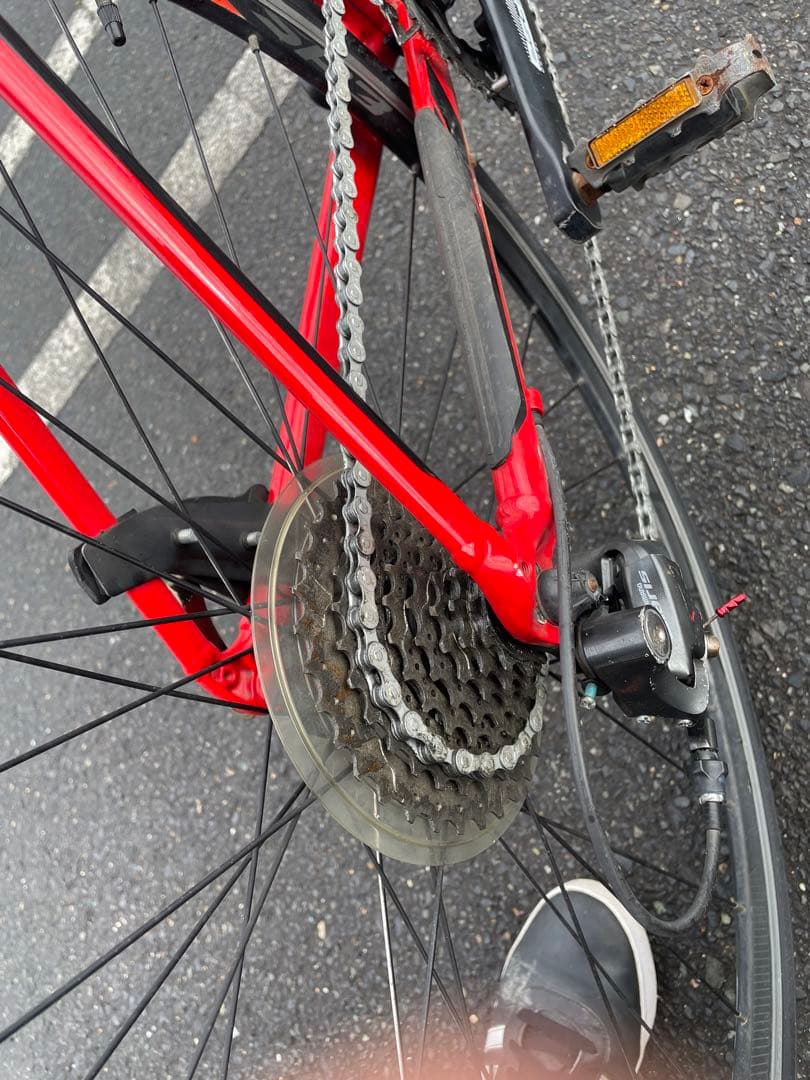 レッド シクロクロスバイク アルミフレーム