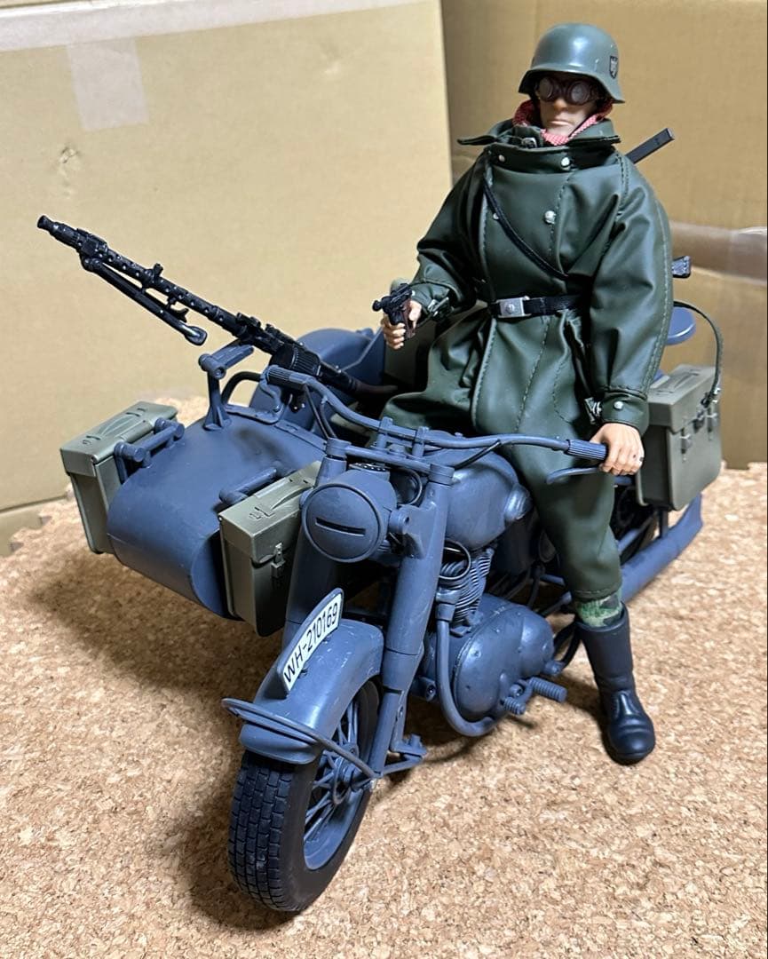21st century toys 1/6 ドイツ軍　サイドカー 兵士付き