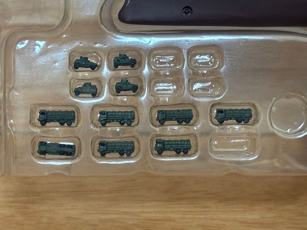 ピットロード 1/700 海上自衛隊 LST-4001 おおすみ 塗装済 訳あり