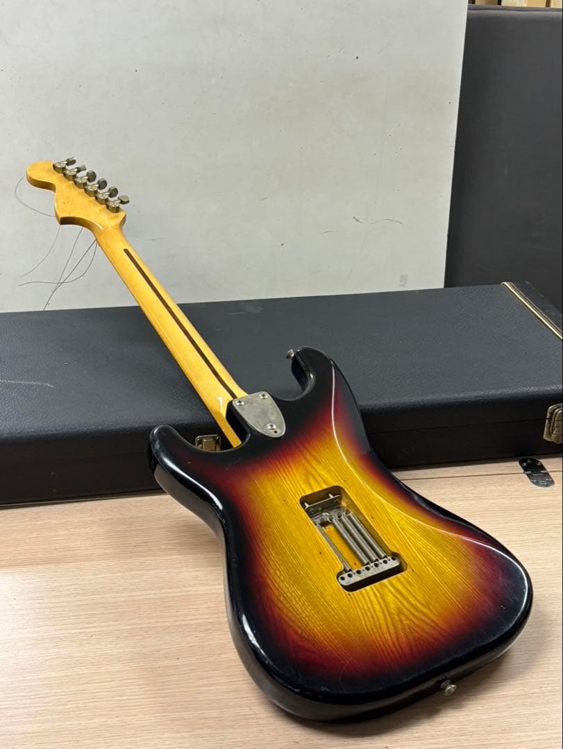 【週末限定】 希少 石ロゴFERNANDES ストラトタイプ ジャパンビンテージ