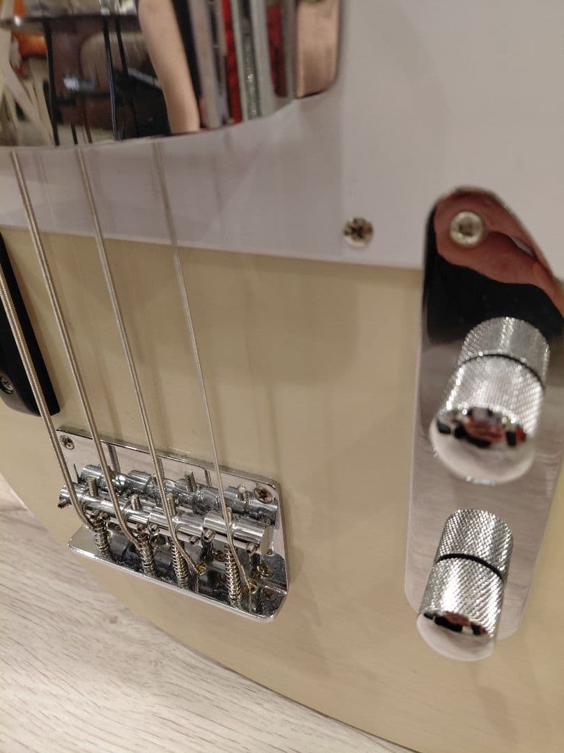 美品　ARIA PRO Jet-B51 ミディアムスケール エレキベー