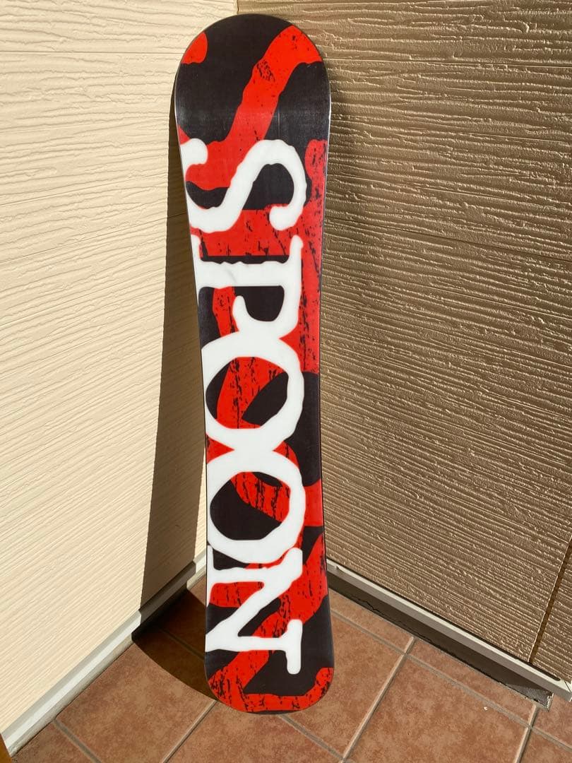 スプーン146cm スノーボード　NATURE LOW-CAMBER/TWIN