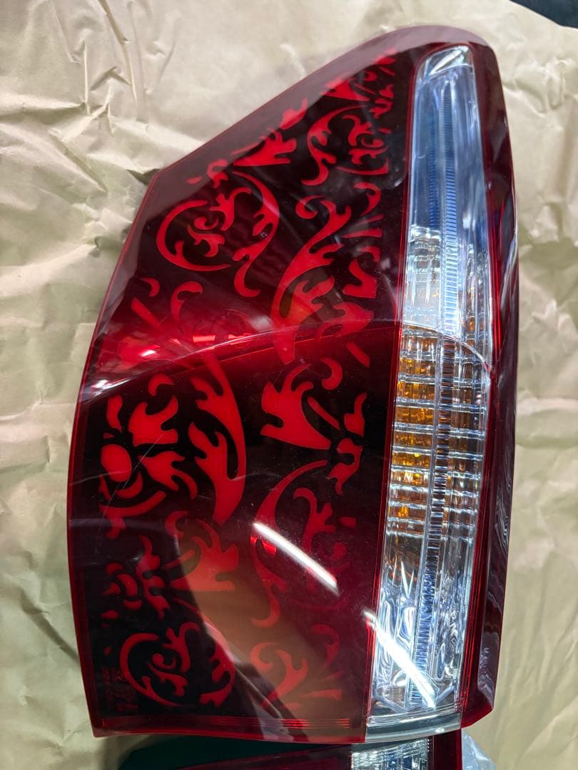 LEXUS LS600h LS460 アラベスク 西洋唐草模様 アクリルテール