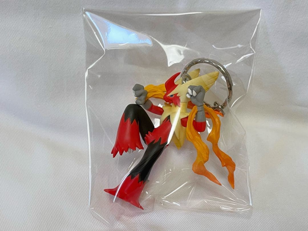 【希少】リアルフィギュアキーホルダー メガシンカ メガアブソル 他 5種セット