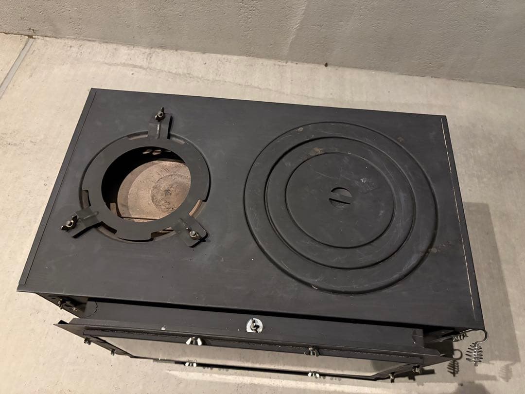 ロマンチカル 薪ストーブ 煙突上出し 脚長さん付き ピザオーブン 煙突フルセット