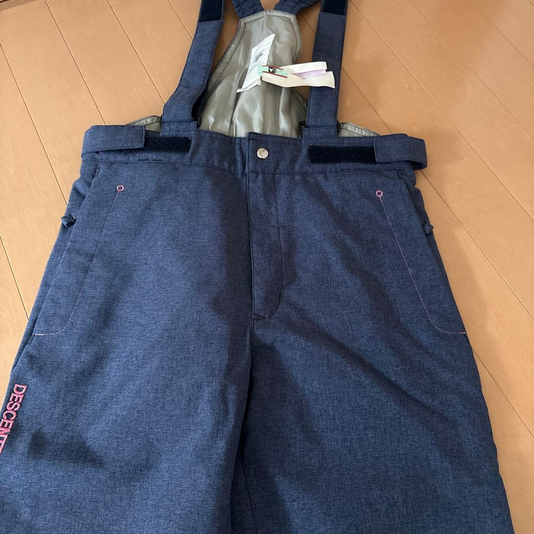 デサント　スキーウェア　150センチ　女の子　上下セット