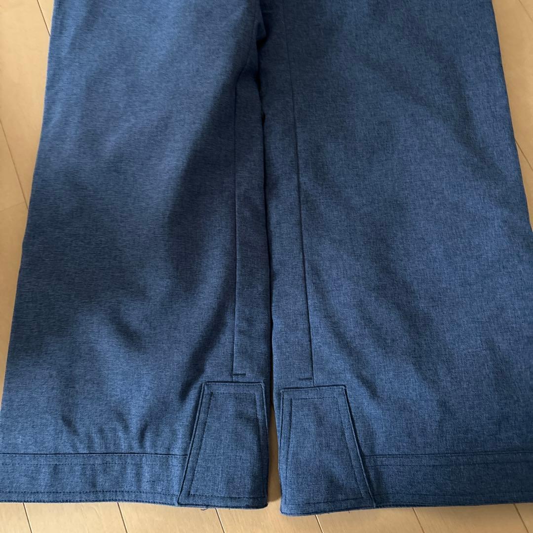 デサント　スキーウェア　150センチ　女の子　上下セット