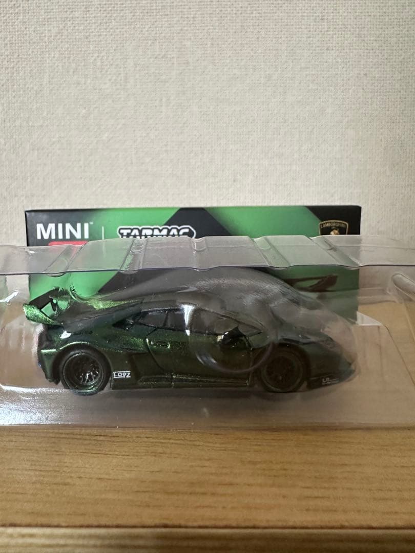 MINI GT LBWK Lamborghini Huracán ターマック