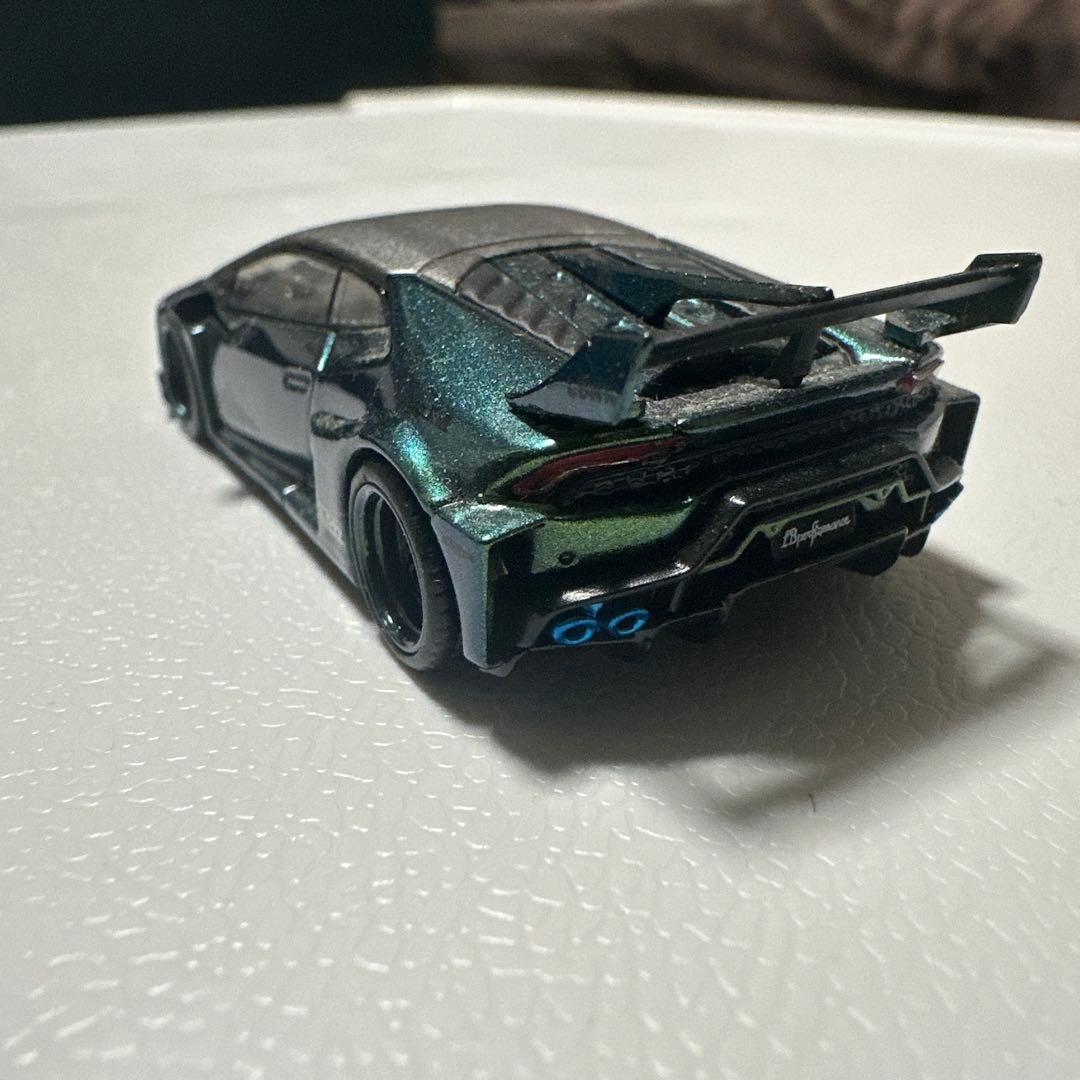 MINI GT LBWK Lamborghini Huracán ターマック