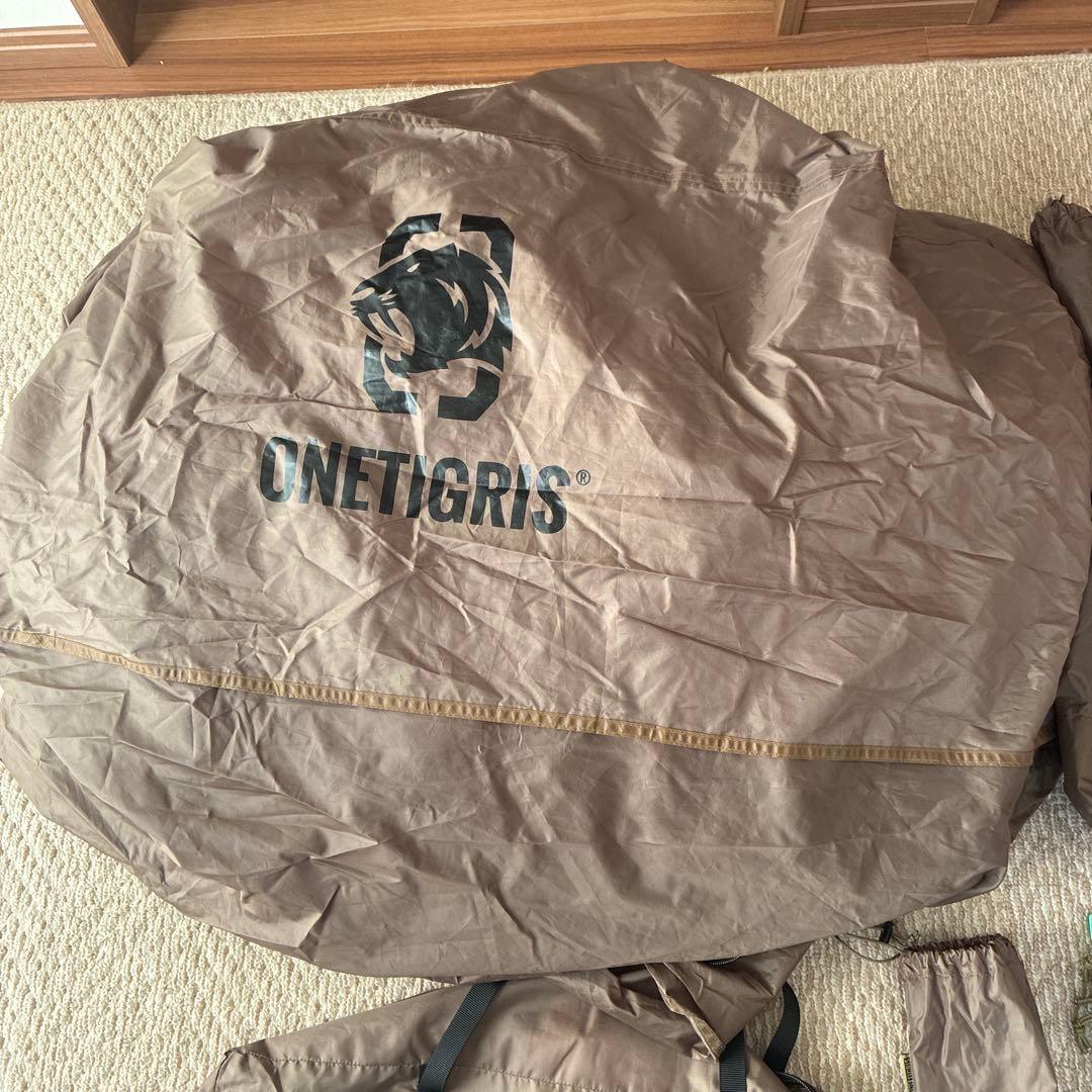 よ*ん様 ONETIGRIS ソロホームステッド　ナイロン製 ポール付き 期間限