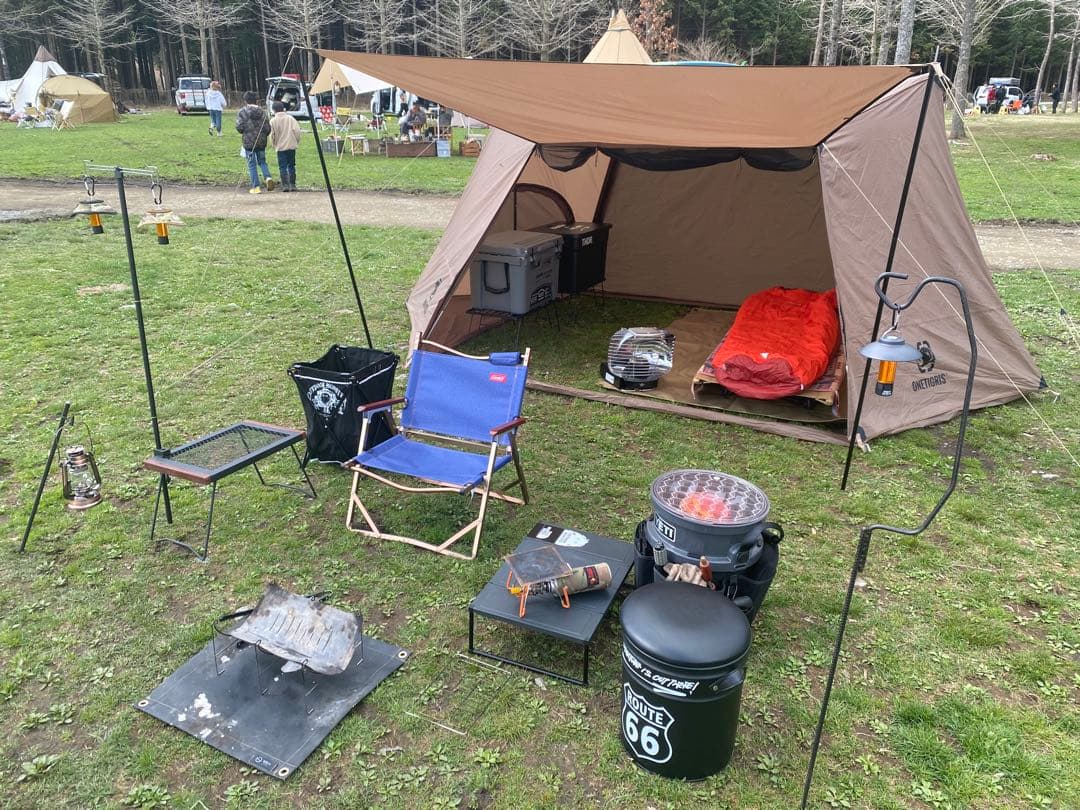 よ*ん様 ONETIGRIS ソロホームステッド　ナイロン製 ポール付き 期間限