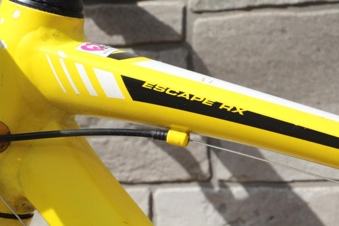 引き取り限定♪人気のGIANT♪エスケープRX♪クロスバイク♪カスタムしてます。