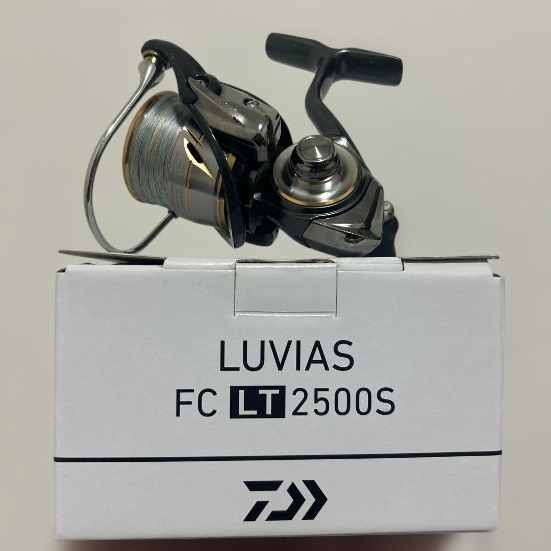 20LUVIAS FC 2500S スピニングリール