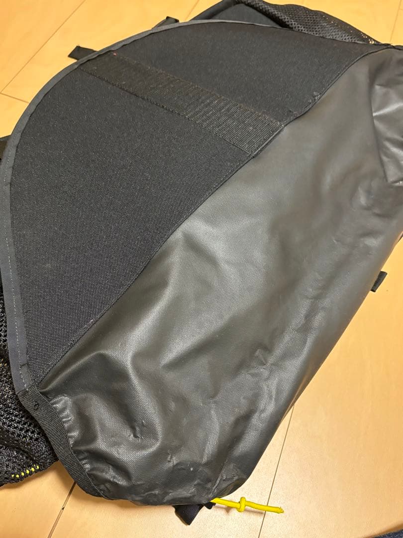 MOUNTAINSMITH MESSENGER II ブラック