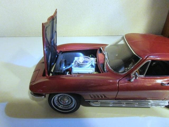 特価 exoto (1/18) Corvette C2