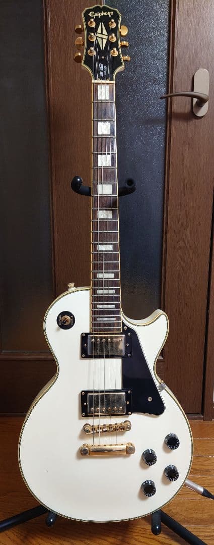 たかだ。Epiphone Les Paul Custom