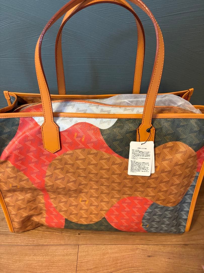 レザレクション　ラニウス スクエア ビッグ / セドナ