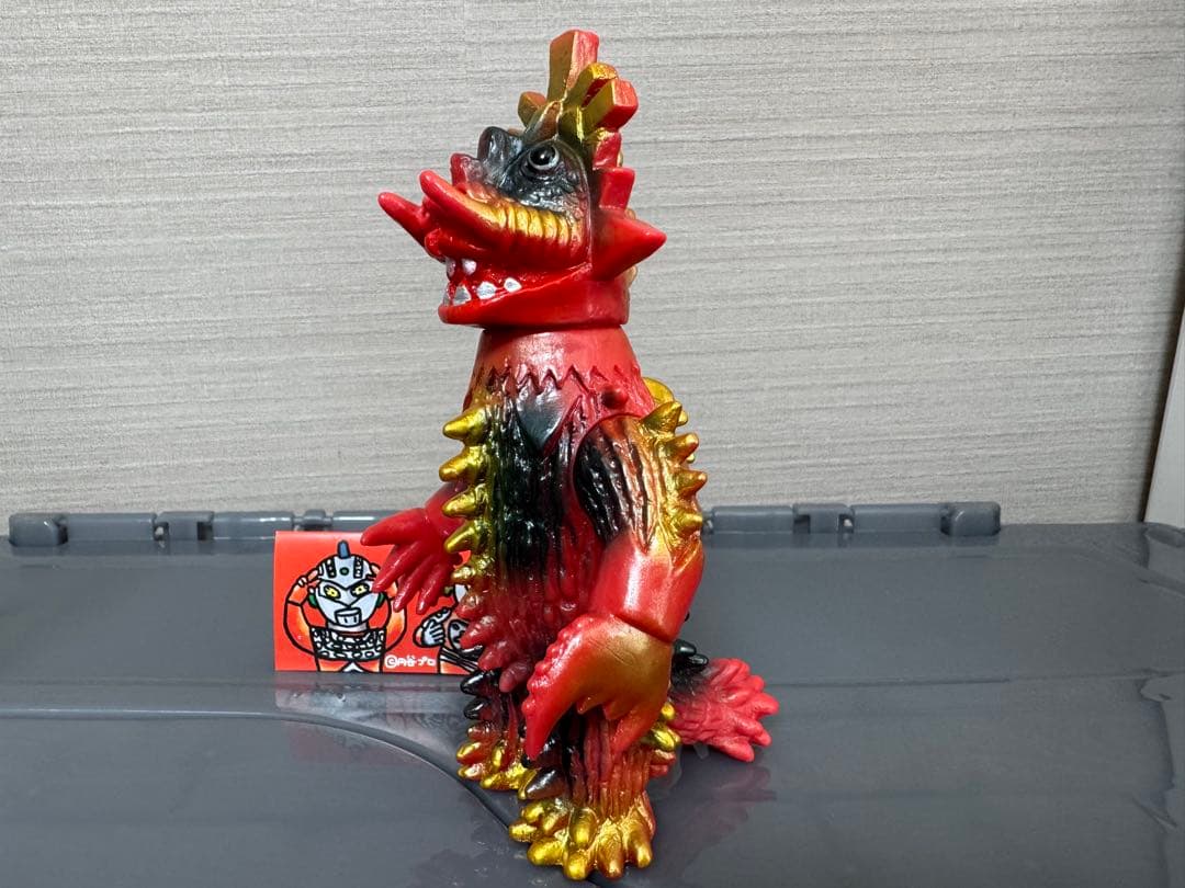 ぶたのはな マザリュース 検 ウルトラマン zollmen M1号 マルサン