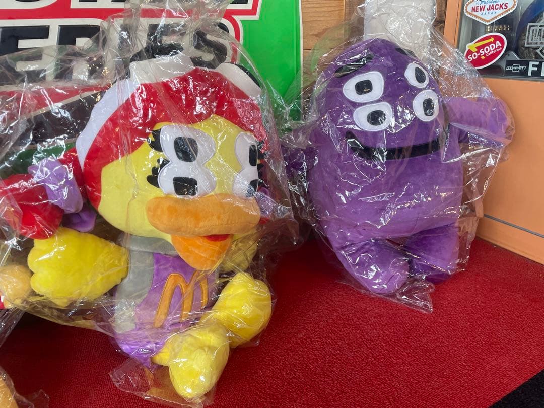 マクドナルドCactus Plant Flea Marketコラボぬいぐるみ4体