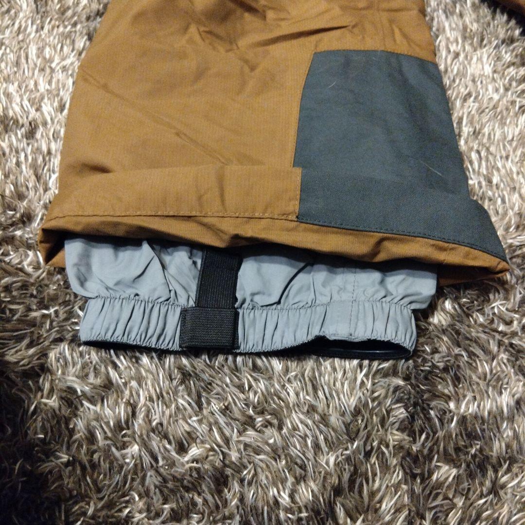 【最終価格】モンベル 　スーパーハイドロブリーズ インシュレーテッドビブ