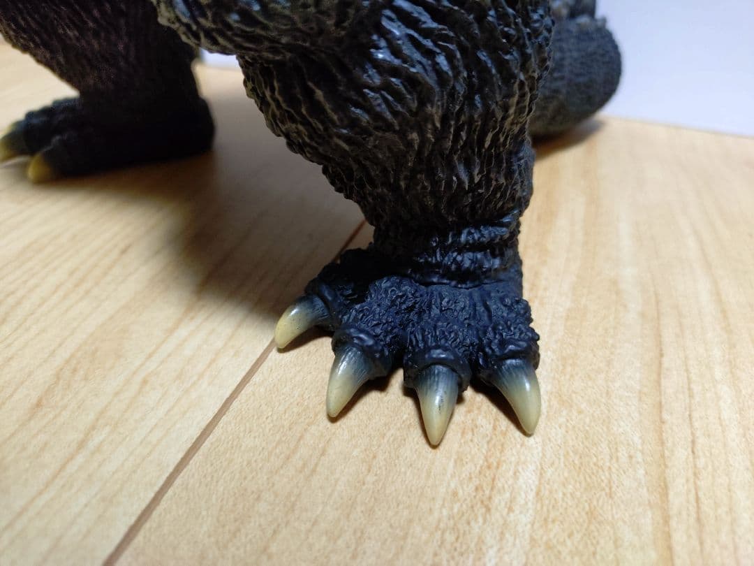 東宝30cmシリーズ 酒井ゆうじ造形コレクション ゴジラ（1995）ラストシーン